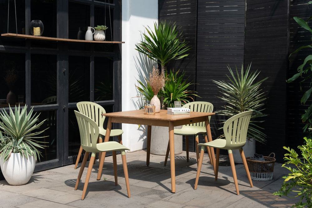 Nassau Square Hardwood Table